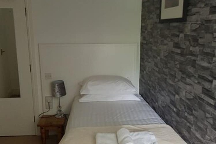 Room 20 of 96
