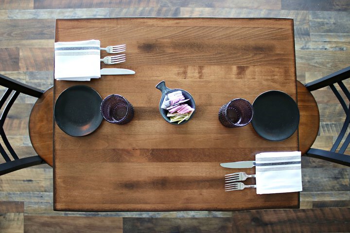 Dining 21 of 30