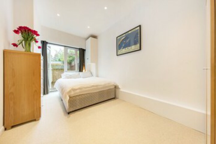 Room 15 of 17