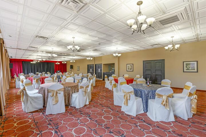 Indoor wedding