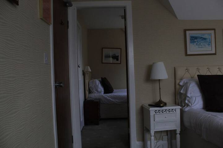 Room 8 of 39