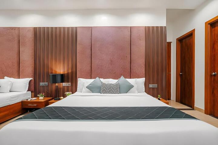 Hotel Infinity Near Delhi Airport