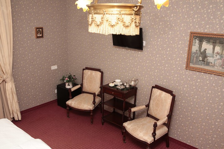 Room 39 of 41