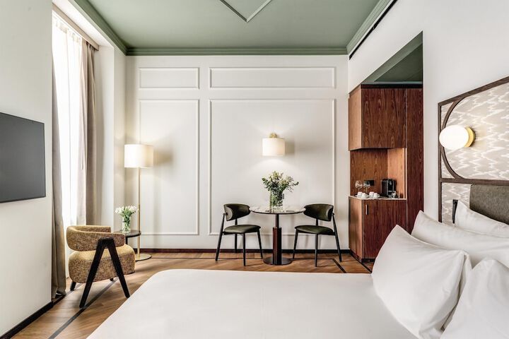 Room 10 of 91