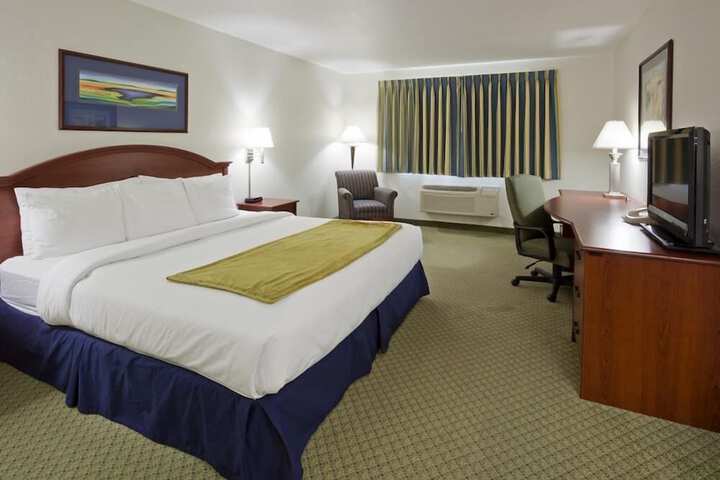 Standard King Bed Accessible (7 of 9)