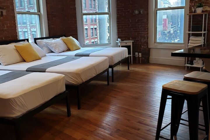 Room 20 of 48