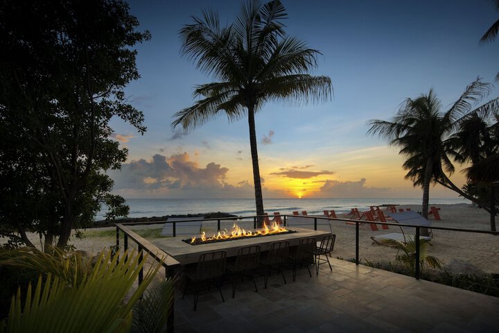 Sundeck 70 of 87
