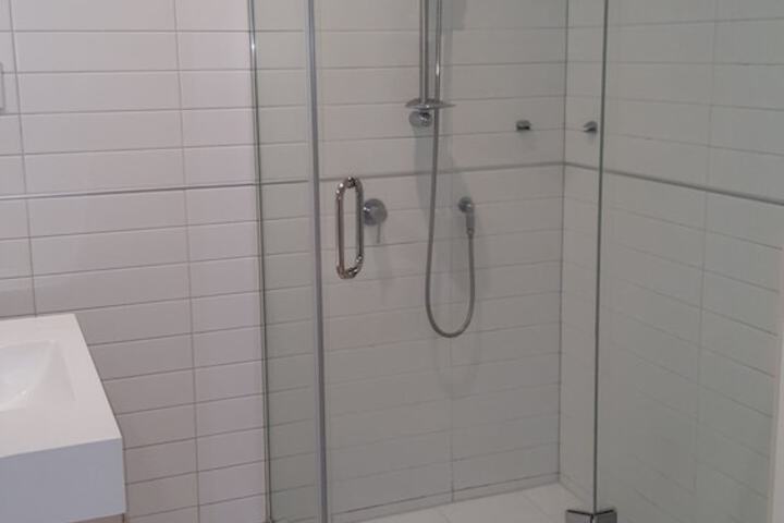 Room 12 of 35