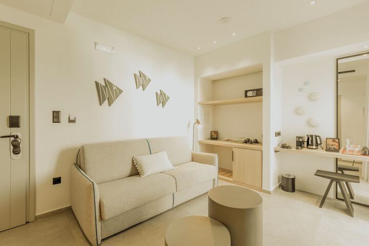 Room 40 of 80