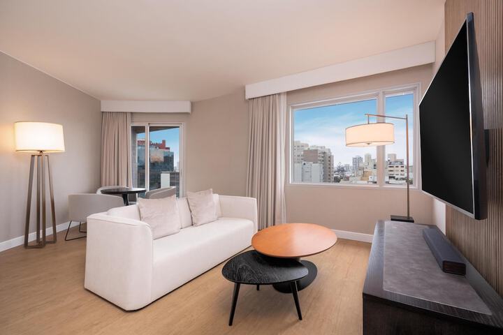 Room 43 of 116