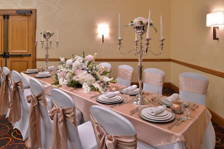 Banquet hall