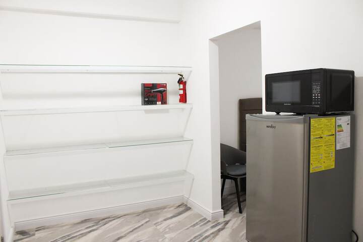 Room 15 of 40