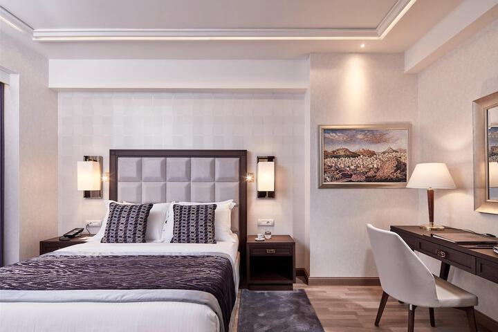 Room 20 of 91
