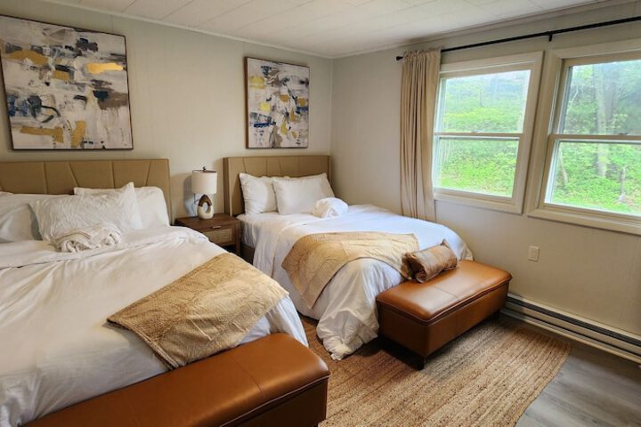 Room 12 of 124