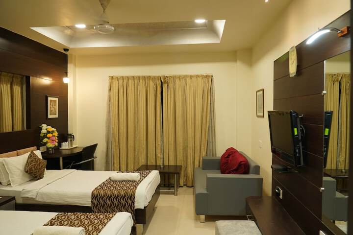 Room 13 of 41