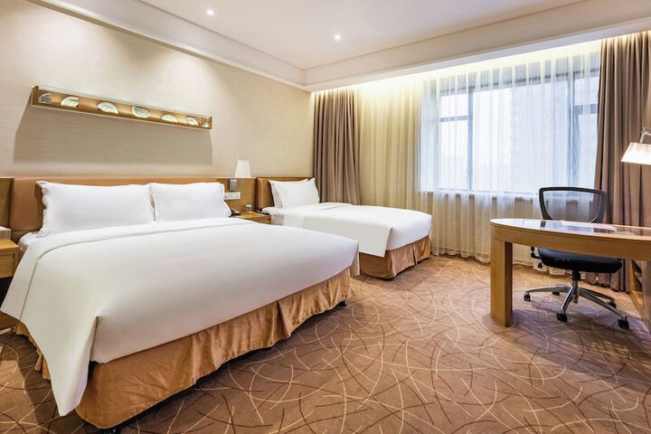Room 20 of 79