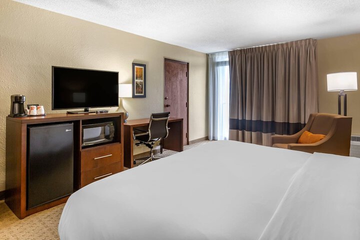 Room 17 of 41