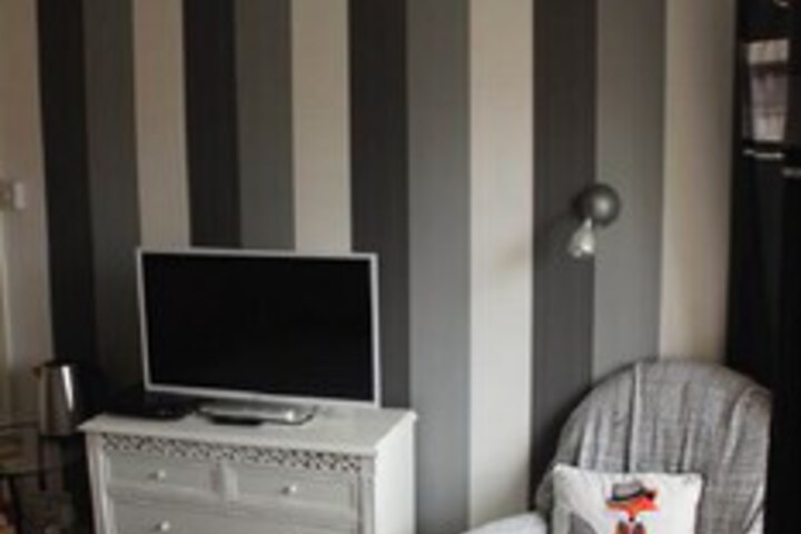 Room 8 of 19