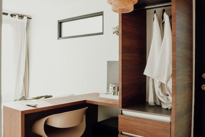 Room 5 of 41