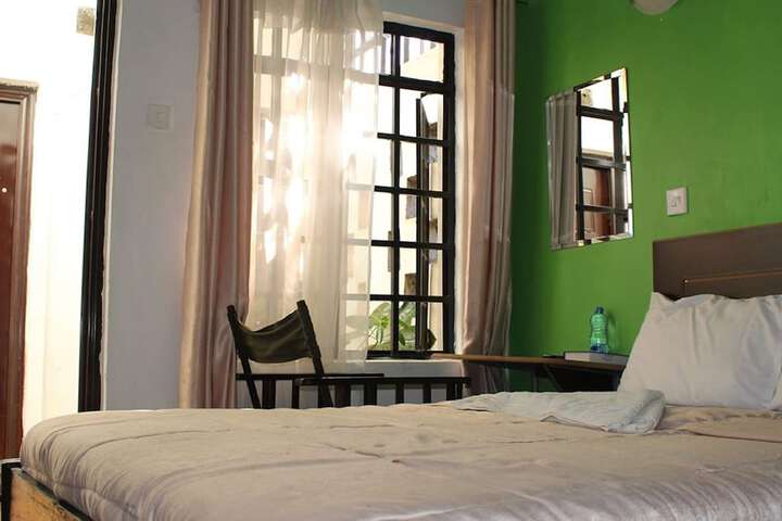 Room 7 of 35