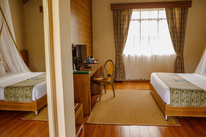 Room 14 of 34