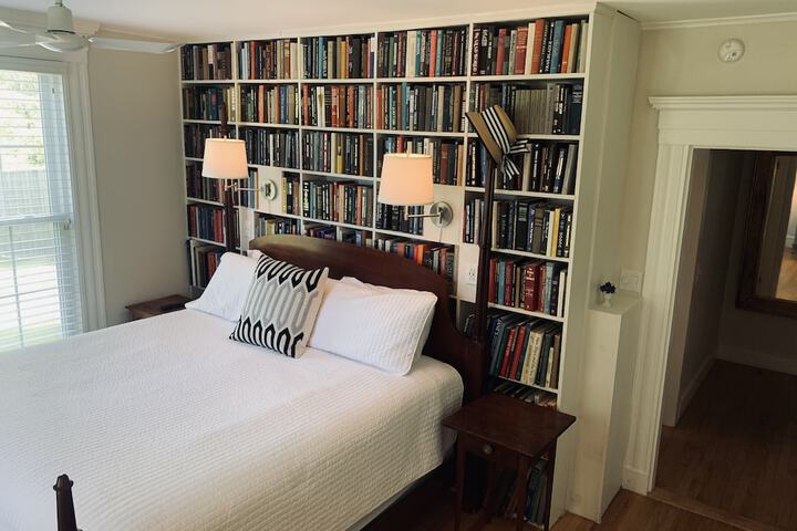 Room 5 of 66