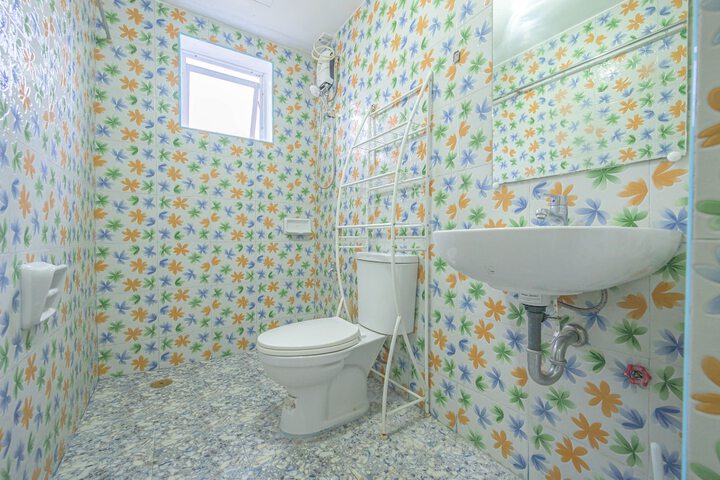 Room 198 of 224