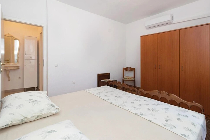 Nice Home in Zadar With Wifi and 1 Bedrooms