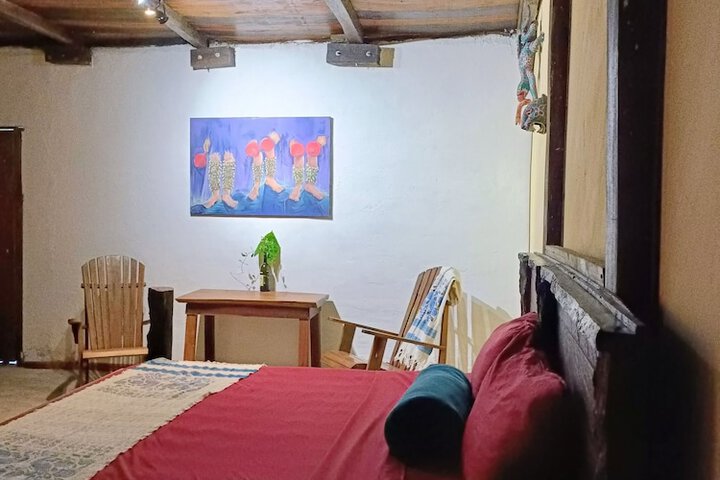 Room 2 of 7