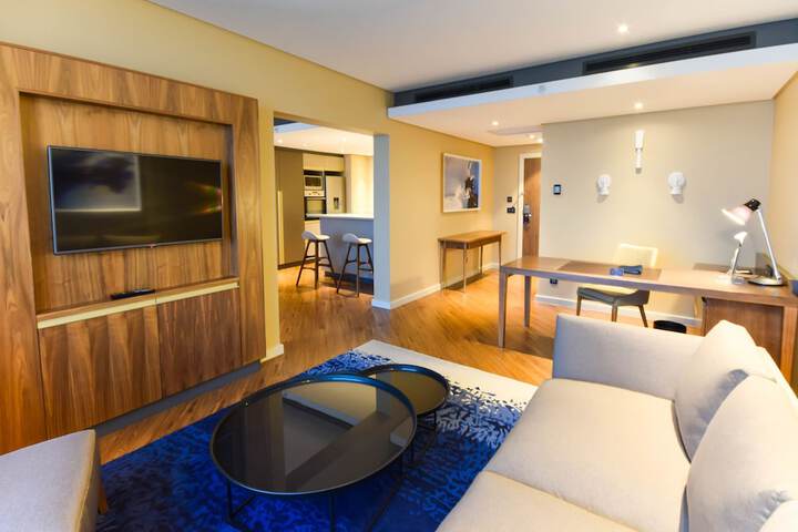 Room 40 of 100