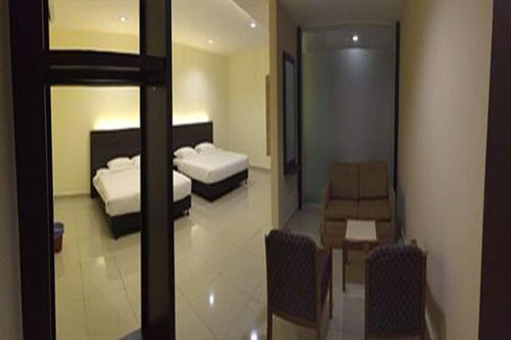 Room 11 of 62