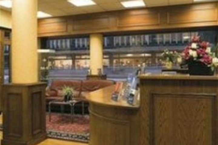 Ballroom/Hall 2 of 7