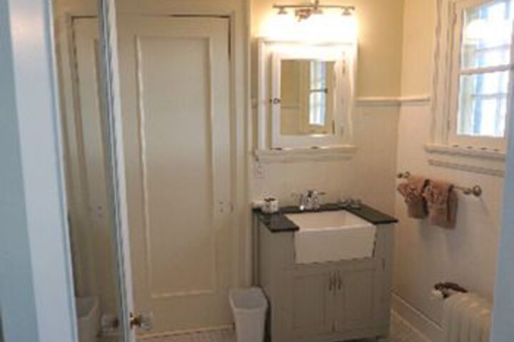 Room 4 of 35
