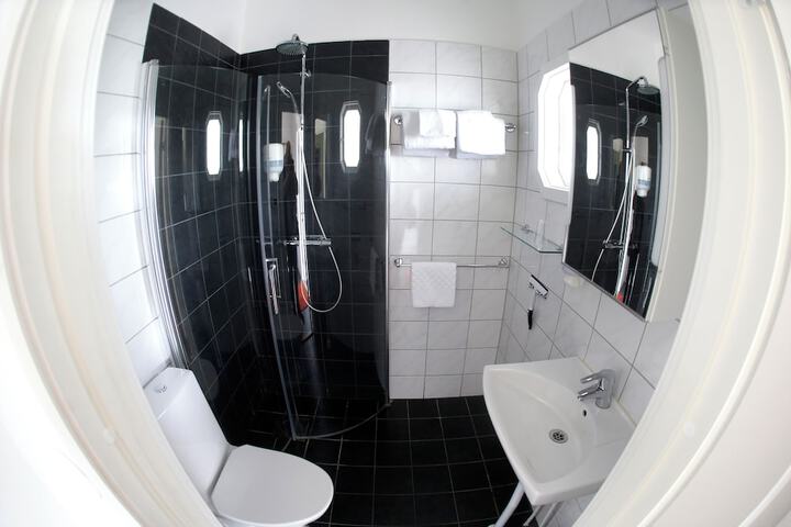 Clean Restrooms