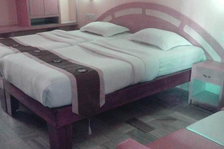 Room 18 of 71