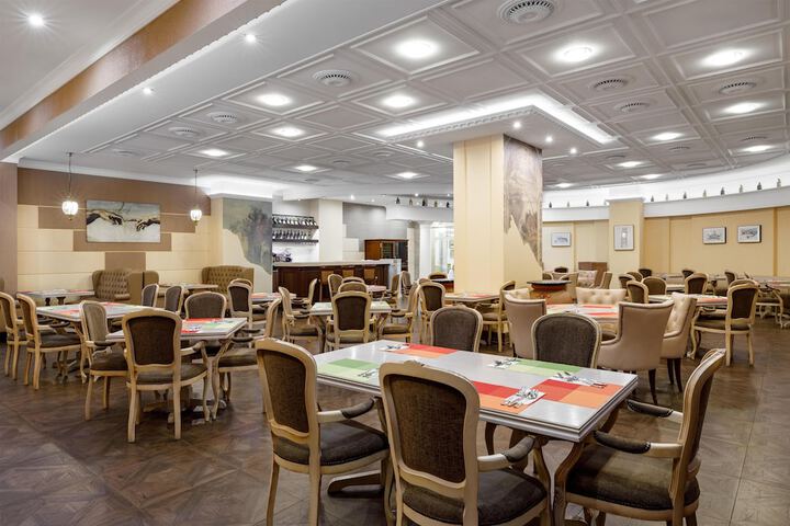 Dining 100 of 219