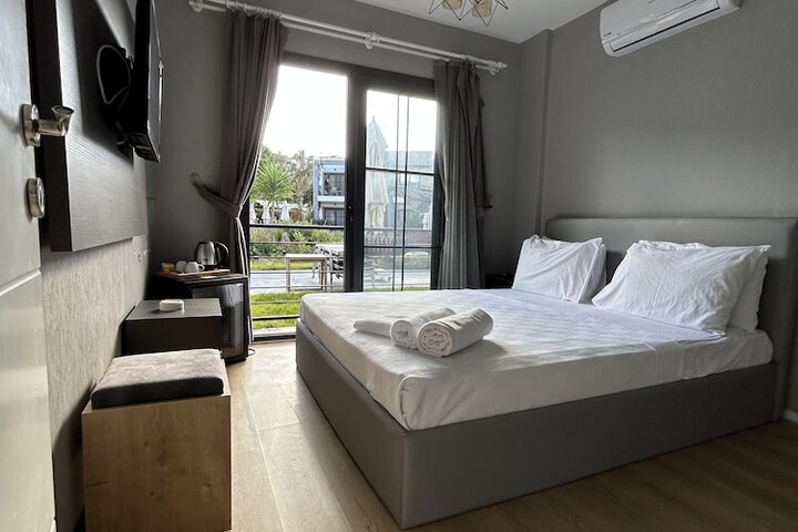 Room 9 of 55