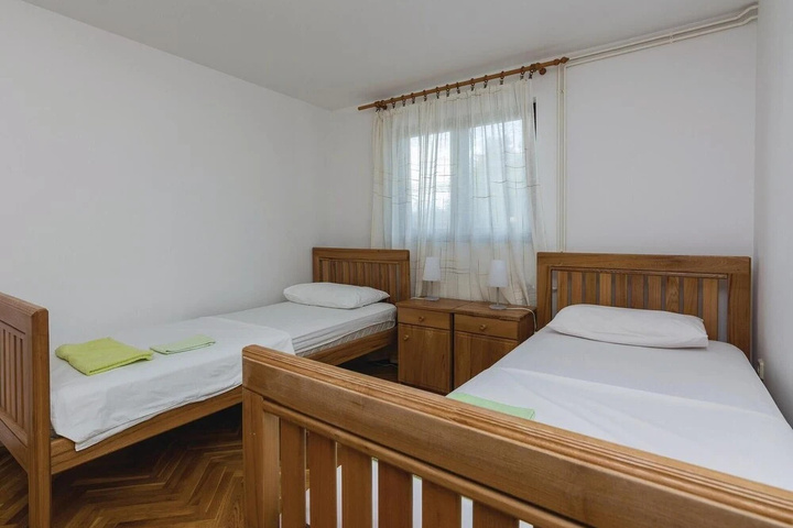 Amazing Home in Rtina With Wifi and 4 Bedrooms