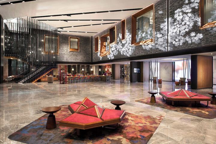 Hotel Interior 4 of 118