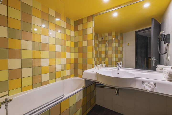 Bathroom Interior Photo