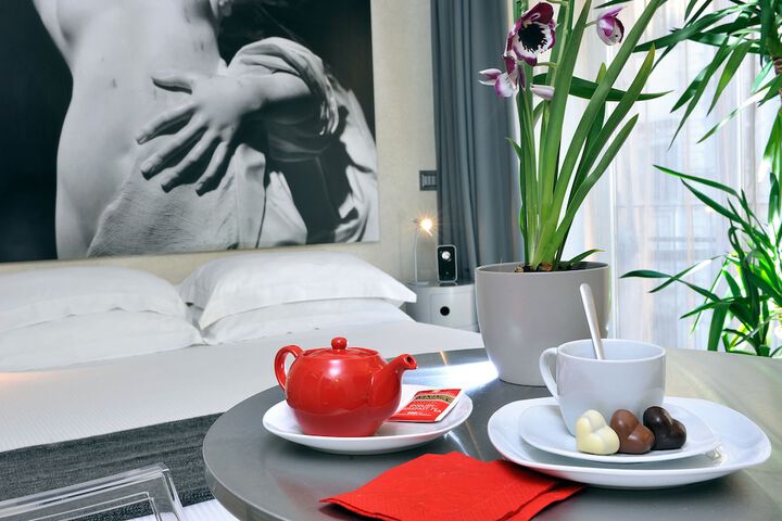 Room amenity