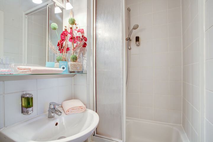 Bath Interior