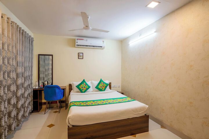 Room 20 of 42