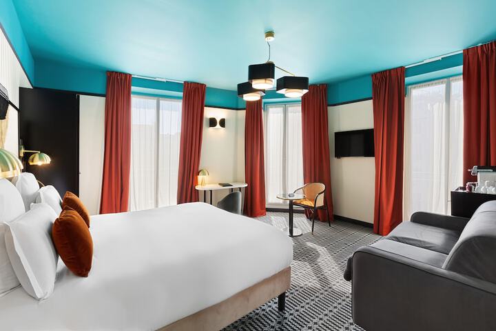 Room 49 of 138