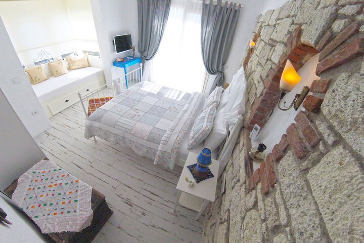 Room 22 of 77
