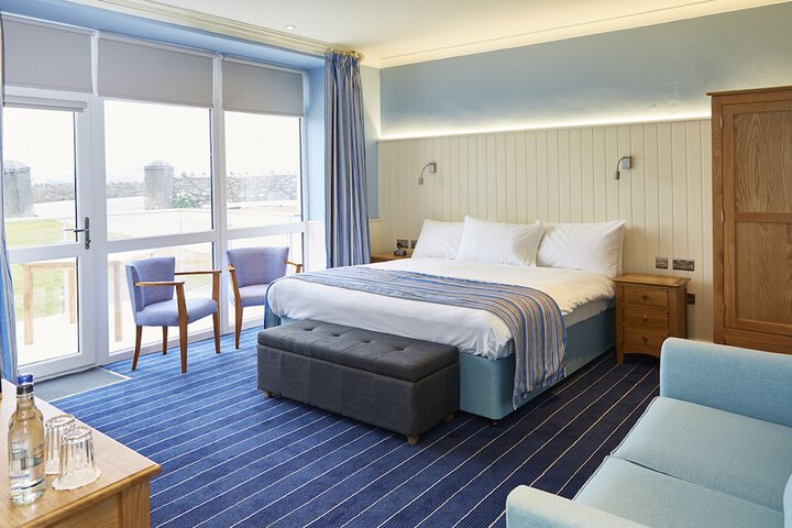 Room 10 of 75