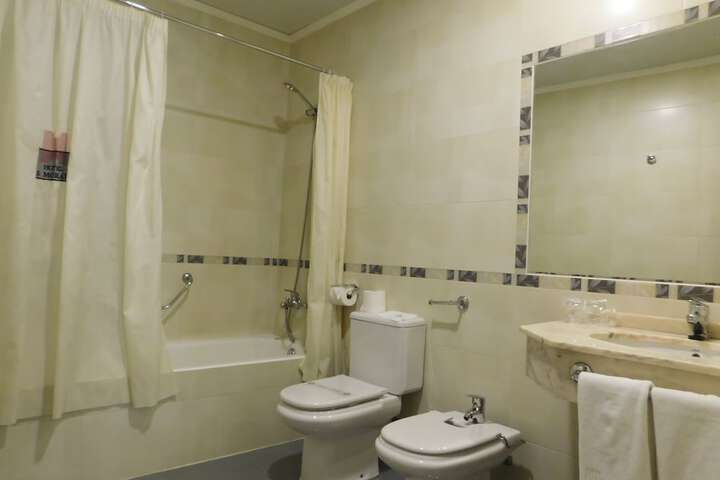 Room 47 of 74