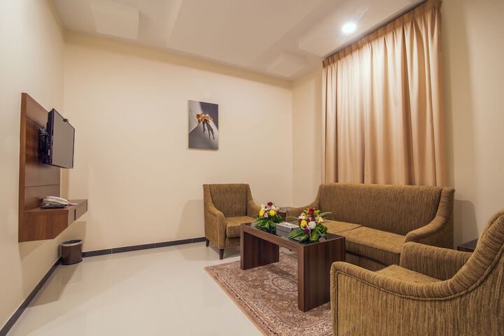Room 8 of 8