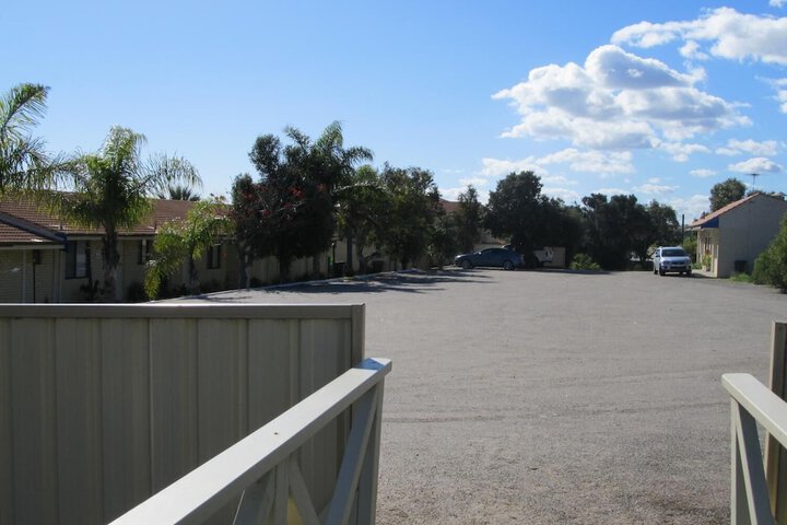 Property Grounds 32 of 36