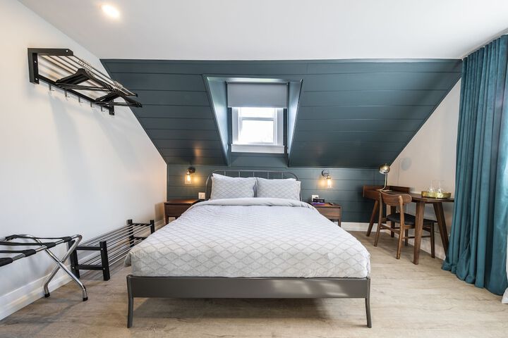 Room 14 of 48